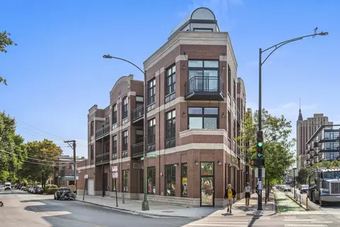 2089 W Wabansia Ave #208, Chicago, IL 60647