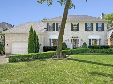 5728 Giddings Ave, Hinsdale, IL 60521