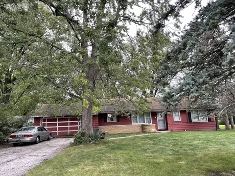 7206 Tennessee Ave, Darien, IL 60561