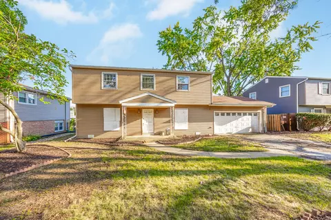 10931 Liberty Grove Dr, Willow Springs, IL 60480