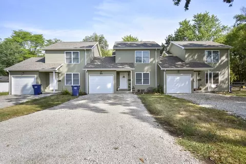 619 E Dodge St, Farmer City, IL 61842