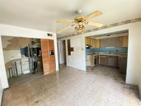 1125 E 94th St, Chicago, IL 60619 photo 4