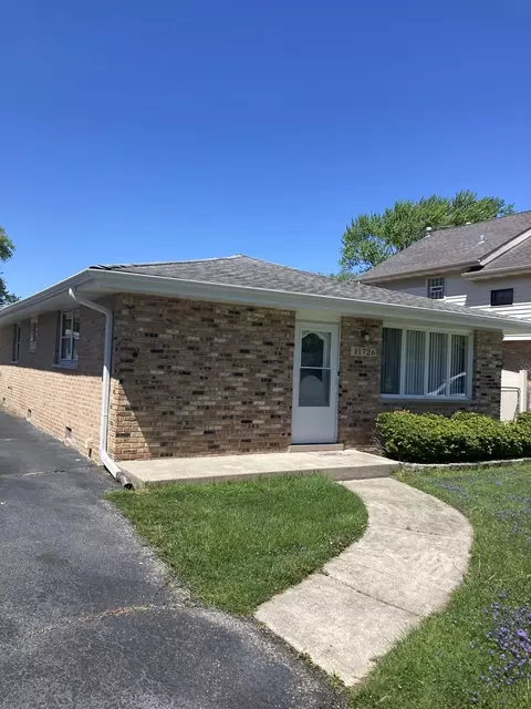 11726 S Lamon Ave, Alsip, IL 60803