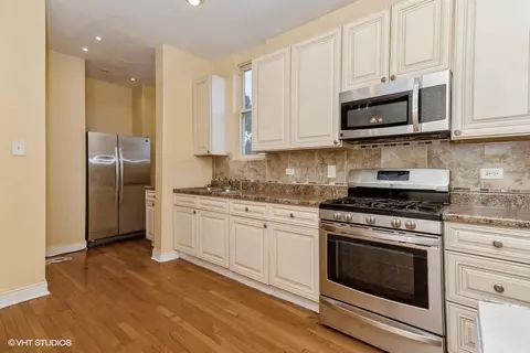 6111 S Champlain Ave, Chicago, IL 60637 photo 8
