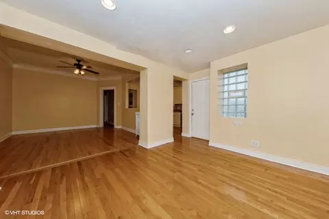 6111 S Champlain Ave, Chicago, IL 60637 photo 7