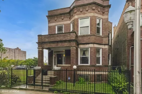 6111 S Champlain Ave, Chicago, IL 60637 photo 2