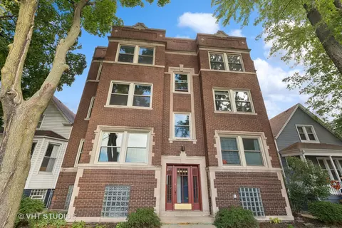 1620 W Edgewater Ave #3W, Chicago, IL 60660