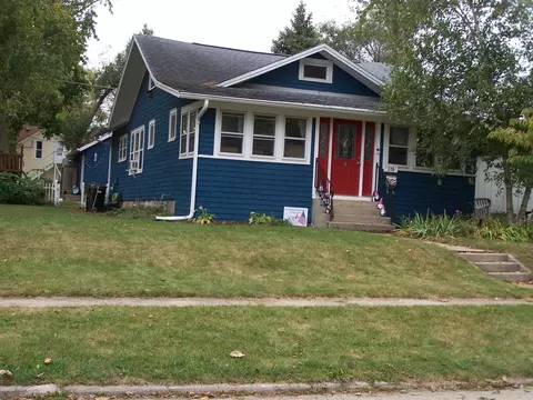170 Illinois St, Crystal Lake, IL 60014