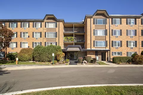 1116 S New Wilke Rd #405, Arlington Heights, IL 60005