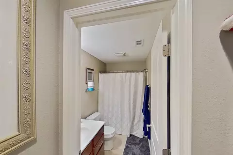 Bath - 20 Fedor Cir, Bloomington, IL 61705 photo 3 of 3