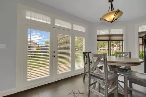 Entry Way - 5333 155th St, Oak Forest, IL 60452 photo 2 of 2
