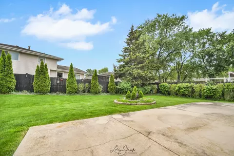 Exterior - 5333 155th St, Oak Forest, IL 60452 photo 4 of 5