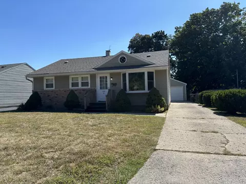 309 Glendale Rd, Loves Park, IL 61111