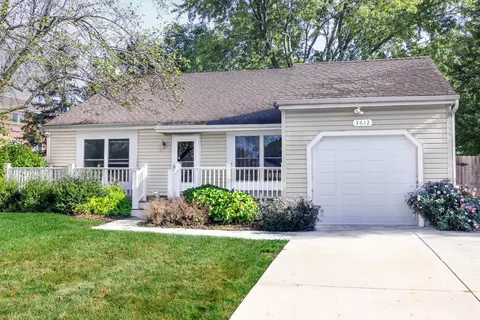 3612 W Cornell Ct, Mchenry, IL 60050