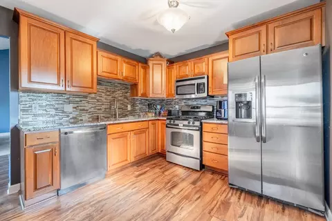 Kitchen - 3612 W Cornell Ct, Mchenry, IL 60050 photo 1 of 1