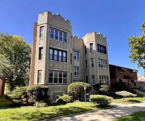 8232 S Michigan Ave #3S, Chicago, IL 60619