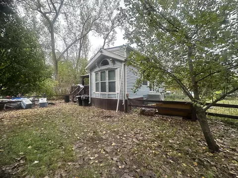 41 Lakeshore Dr, Wilmington, IL 60481
