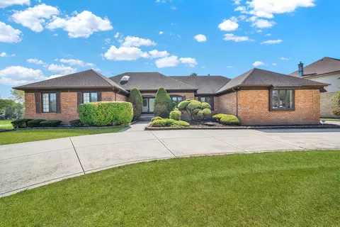 1601 Coachmans Rd, Darien, IL 60561