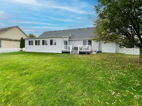 Exterior - 302 Jonquil Ln, Mazon, IL 60444 photo 5 of 12