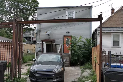 325 E Kensington Ave, Chicago, IL 60628
