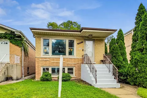 5941 N Canfield Ave, Chicago, IL 60631