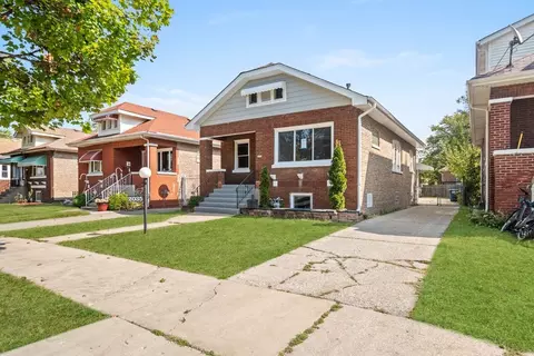 2035 S 12th Ave, Maywood, IL 60153