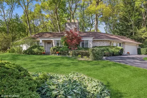 66 Balmoral Ave, Northfield, IL 60093