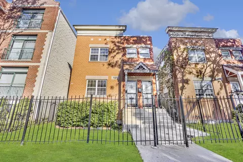 127 S Bell Ave, Chicago, IL 60612