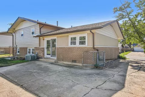 Exterior - 14759 Massasoit Ave, Oak Forest, IL 60452 photo 2 of 5