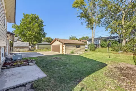 Exterior - 14759 Massasoit Ave, Oak Forest, IL 60452 photo 4 of 5