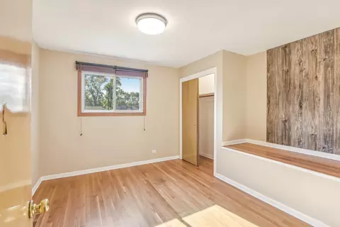 Bedroom - 14759 Massasoit Ave, Oak Forest, IL 60452 photo 4 of 4