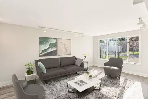 Living - 14759 Massasoit Ave, Oak Forest, IL 60452 photo 6 of 8