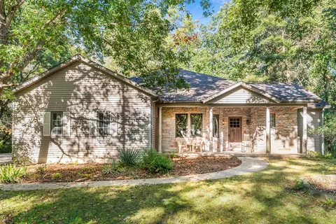 928 Monongahela Dr, Dixon, IL 61021 photo 2
