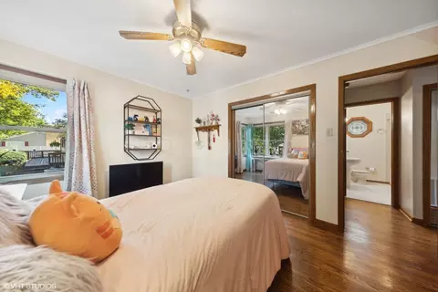 Bedroom - 7352 W 109th Pl, Worth, IL 60482 photo 5 of 5