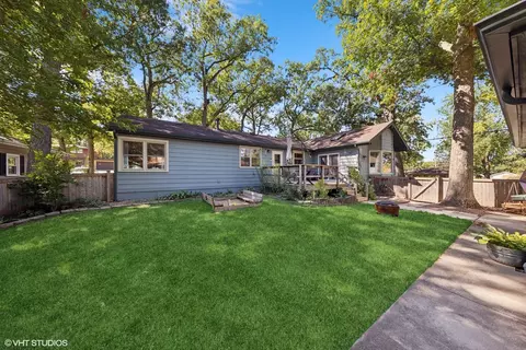 Exterior - 7352 W 109th Pl, Worth, IL 60482 photo 5 of 6