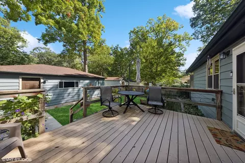Exterior - 7352 W 109th Pl, Worth, IL 60482 photo 4 of 6