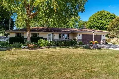 2088 Havaview Dr, Rockford, IL 61101
