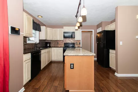 1715 Fairfield Dr, Normal, IL 61761 photo 18