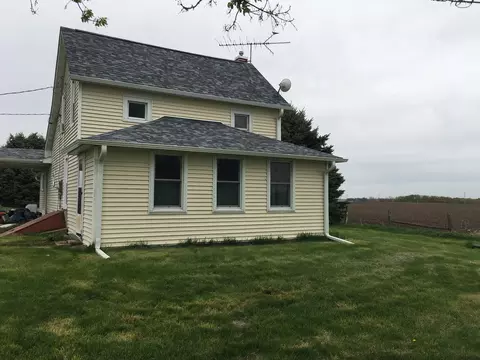 2300 N Union Rd, Polo, IL 61064