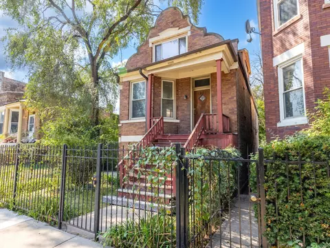 1926 S Troy St, Chicago, IL 60623