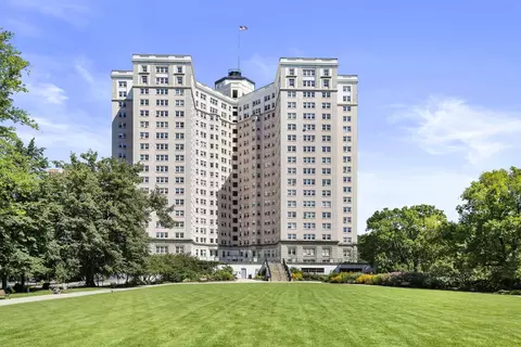 5555 N Sheridan Rd #1815, Chicago, IL 60640