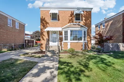 8318 Greenwood Ter, River Grove, IL 60171
