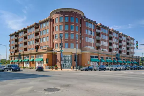 6000 N Cicero Ave #201, Chicago, IL 60646