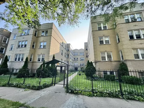 6446 N Claremont Ave #3, Chicago, IL 60645