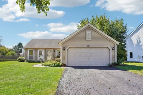 1112 Dovercliff Way, Crystal Lake, IL 60014