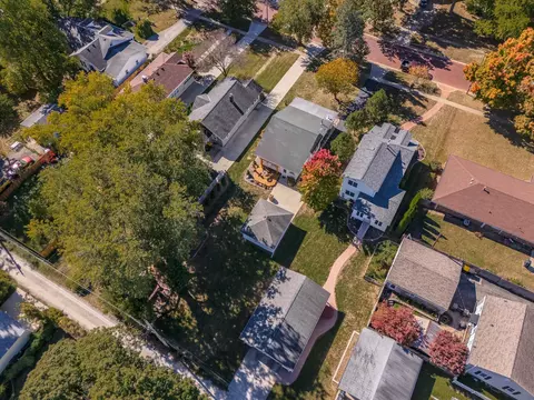 View/Area - 806 Normal Ave, Normal, IL 61761 photo 3 of 5