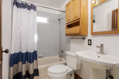 Bath - 806 Normal Ave, Normal, IL 61761 photo 1 of 2