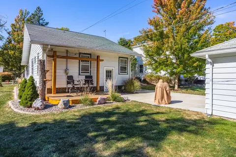 Exterior - 806 Normal Ave, Normal, IL 61761 photo 8 of 18