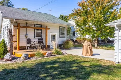 Exterior - 806 Normal Ave, Normal, IL 61761 photo 9 of 18