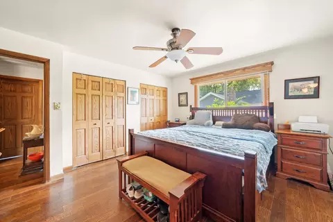 Bedroom - 16 W681 Marybeth Ct, Willowbrook, IL 60521 photo 2 of 5
